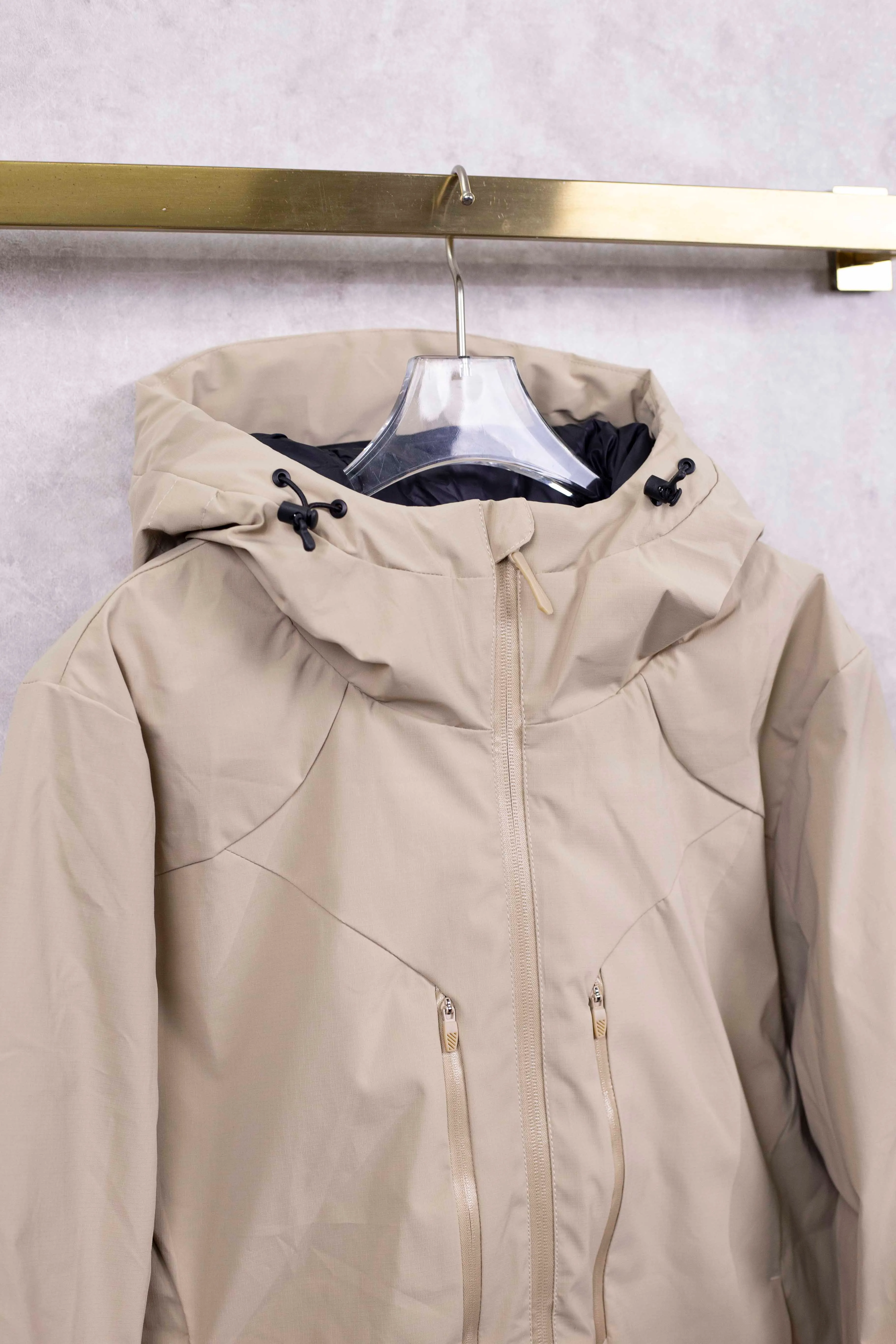 Actual photo of beige brown details # P390